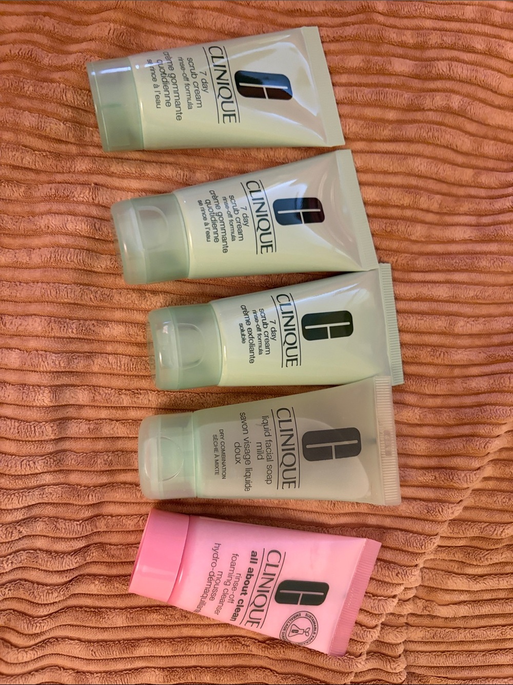 Clinique Pink & Green Gentle Cleansing Set